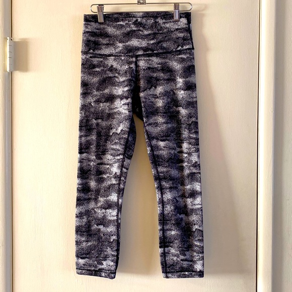 lululemon athletica Pants - Lululemon Wunder Under Hi-Rise Leggings